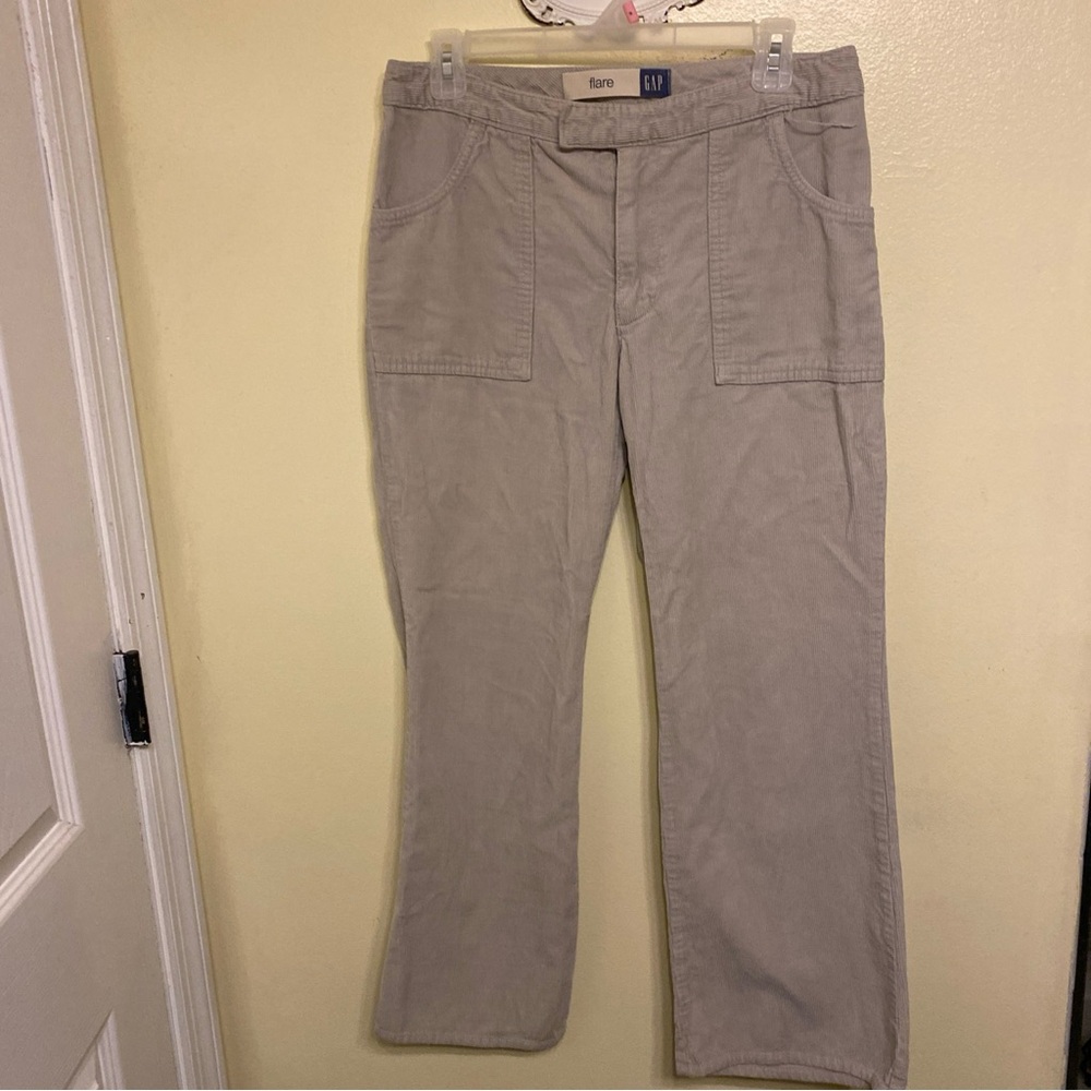 Vintage Y2K Gap flare corduroy beige pants 10/00 size 8 ankle